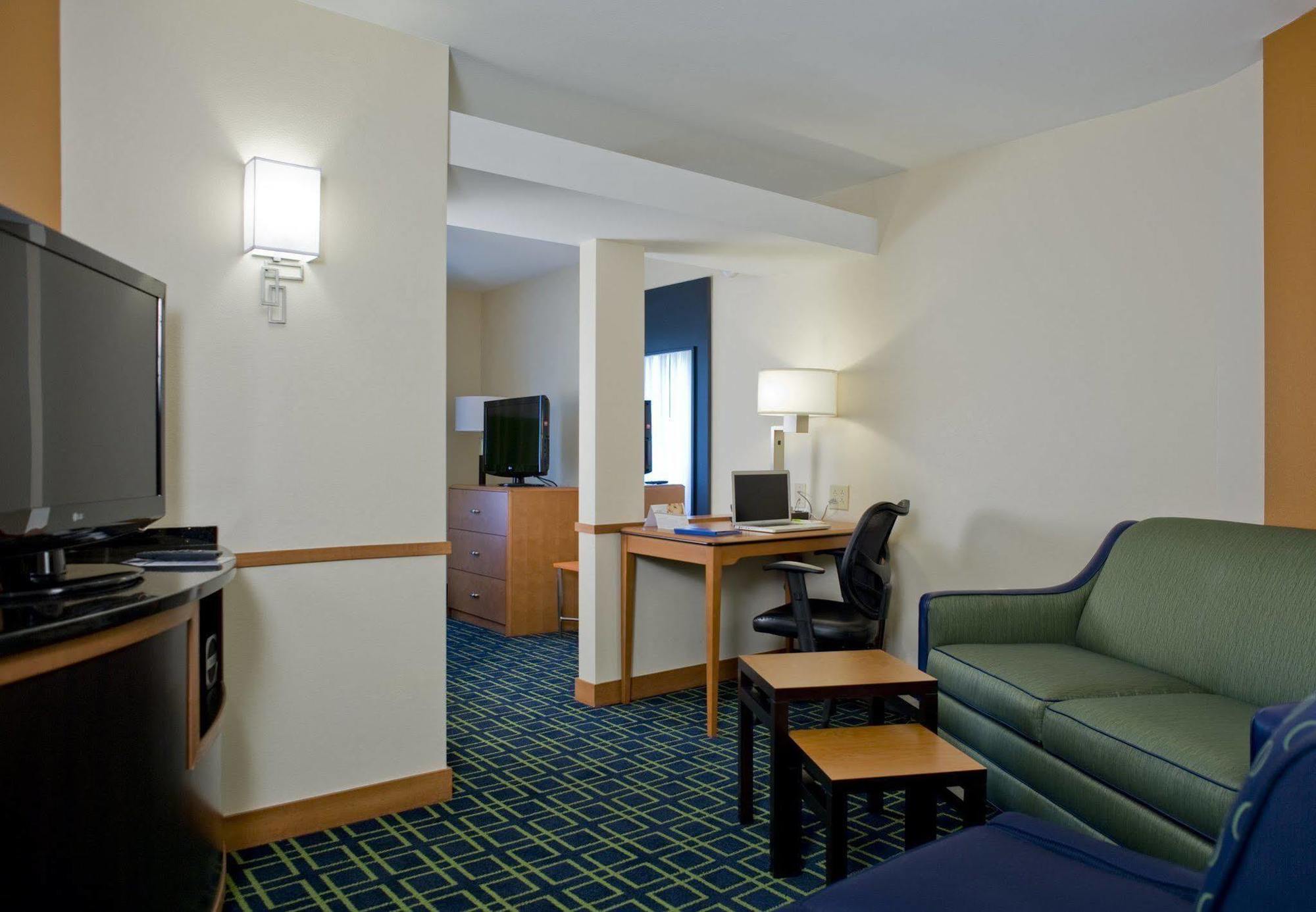 Fairfield Inn & Suites Columbus Habitación foto